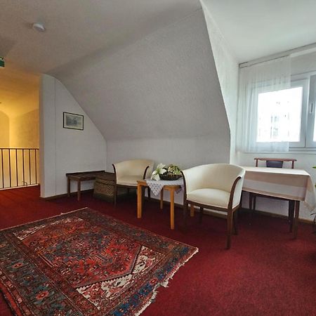 Hotel Haus Isenburg นอยอีเซินบวร์ก ภายนอก รูปภาพ