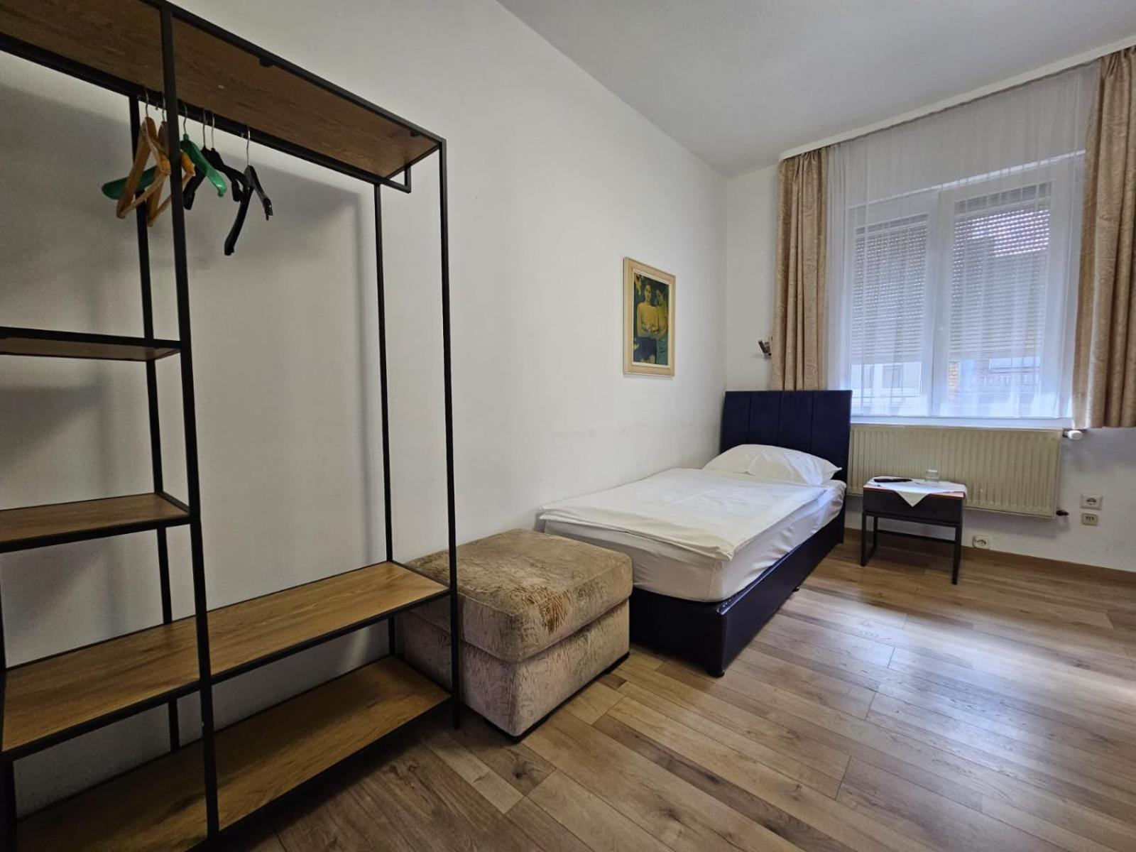 Hotel Haus Isenburg นอยอีเซินบวร์ก ภายนอก รูปภาพ