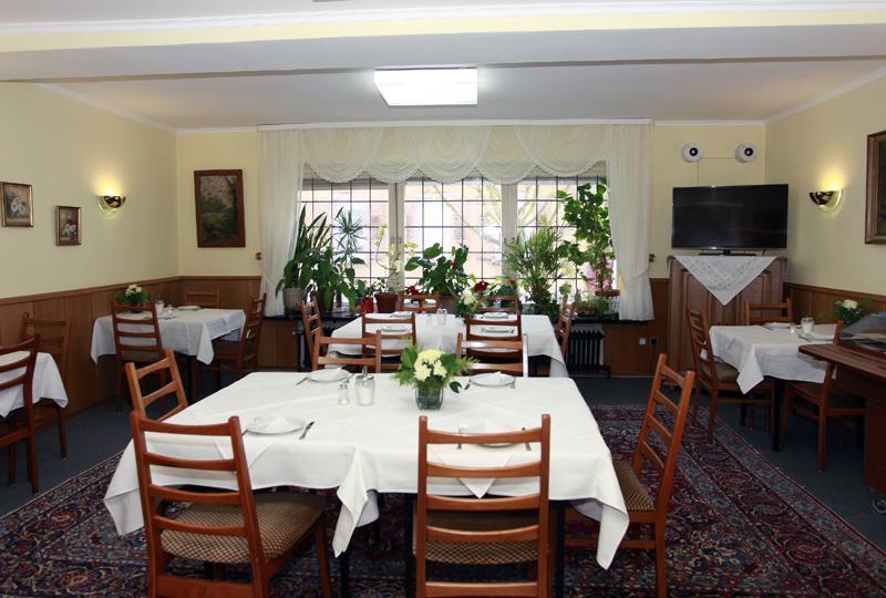 Hotel Haus Isenburg นอยอีเซินบวร์ก ภายนอก รูปภาพ